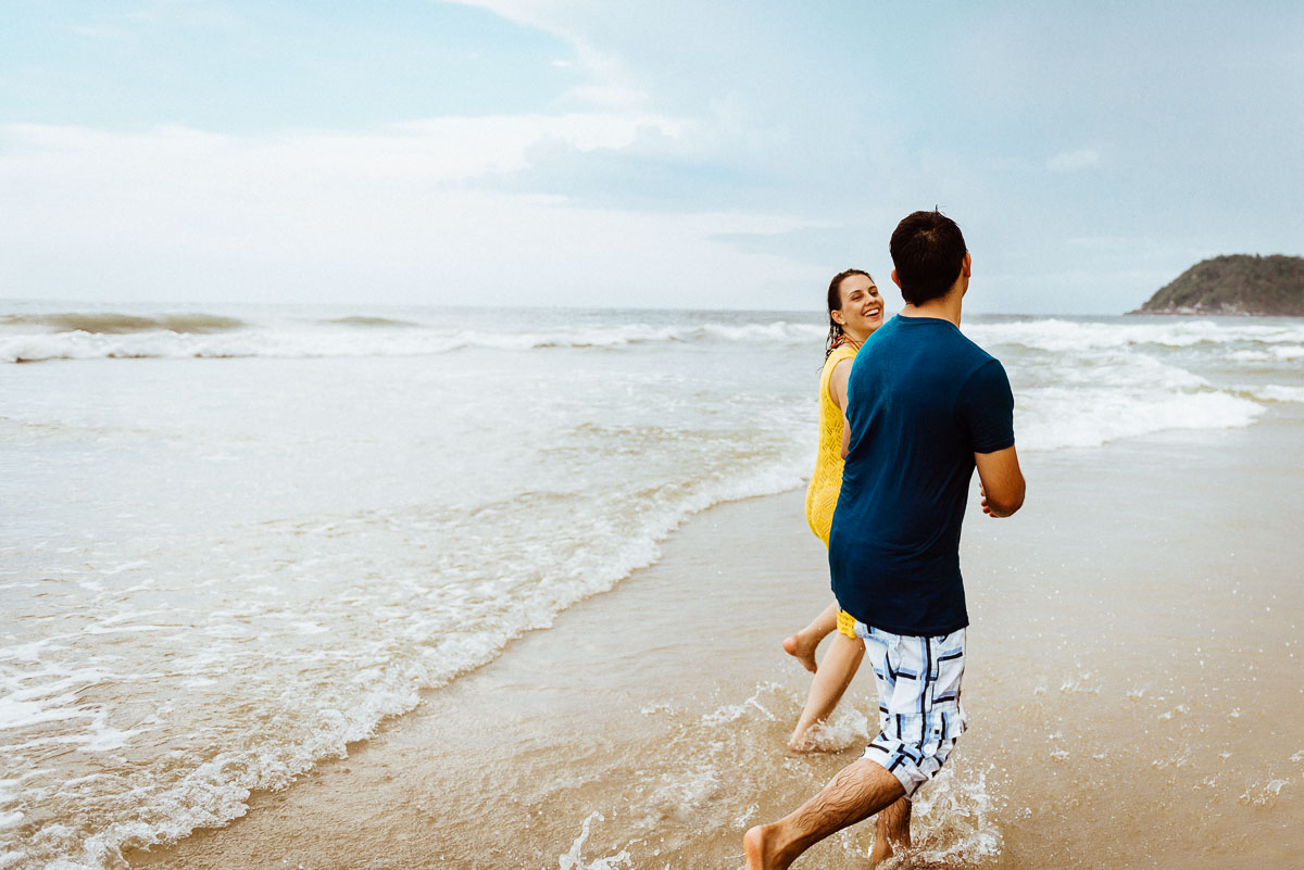 ensaio casal curitiba, ensaio fotografico casal curitiba, pre wedding curitiba, book casal curitiba, casal ilha do mel, ensaio casal na praia, pre wedding ilha do mel, fotografo de casal curitiba