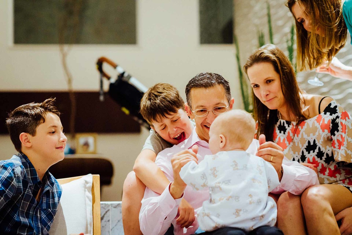 fotografia de batizado curitiba, fotografo para batizado curitiba, batizado em Curitiba, ensaio familia curitiba, book familia curitiba, ensaio fotografico familia