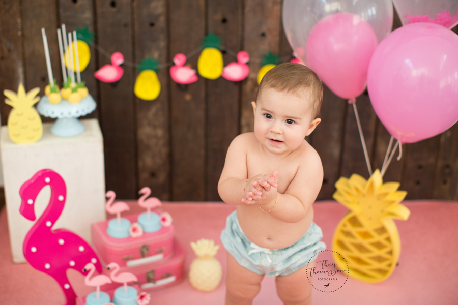 smash the cake flamingos