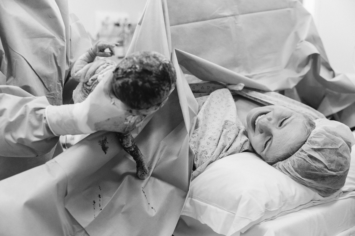 fotografia_de_parto_maternidade_albert_einstein_thais_thomazzoni01