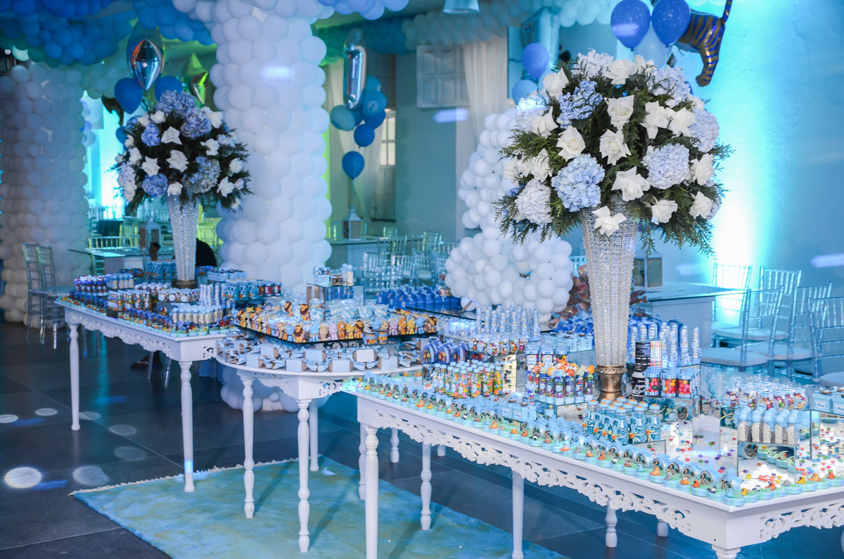 Mesa de doces em aniversário