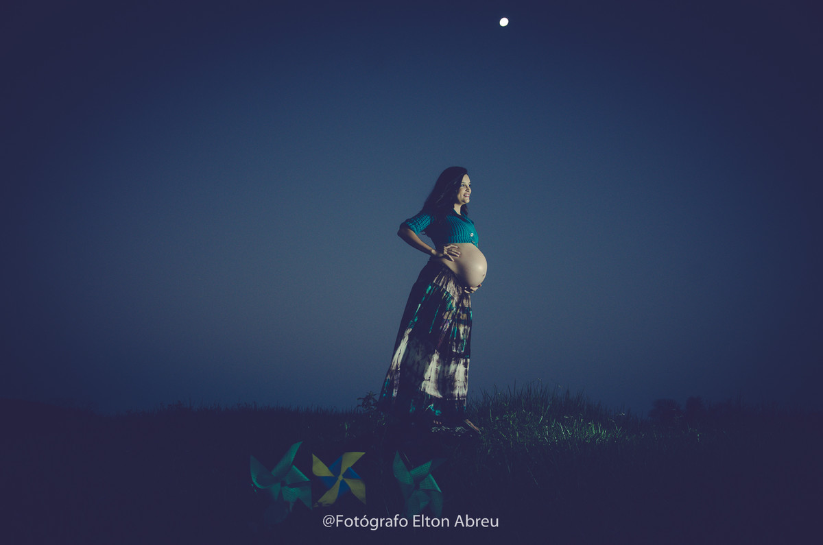 As fotos noturnas nos deram a possibilidade de registrar um pontinho da lua, que ficou muito legal nas fotos