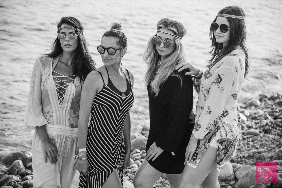 mulheres Ibiza Espanha