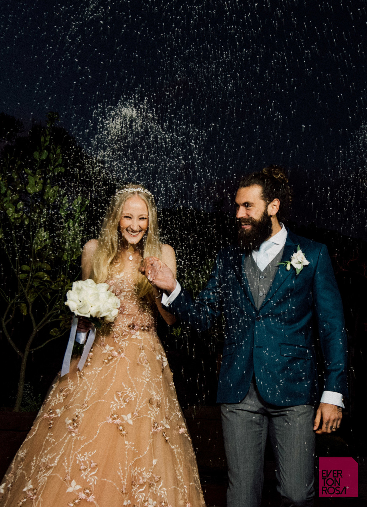 casal chuva de arroz