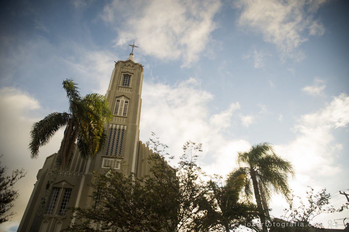 igreja são vicente de paulo, que fica no largo da ordem em curitiba, como opção para casamentos