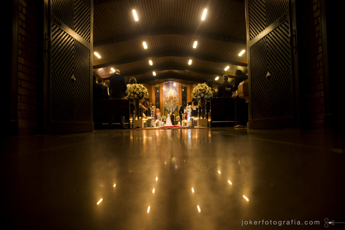 igrejas de curitiba para fazer seu casamento de médio a grande porte