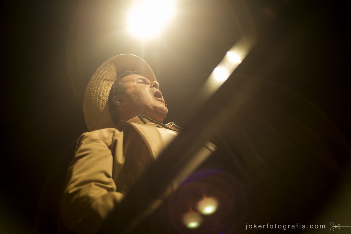 Fotógrafo registra cantores de ópera