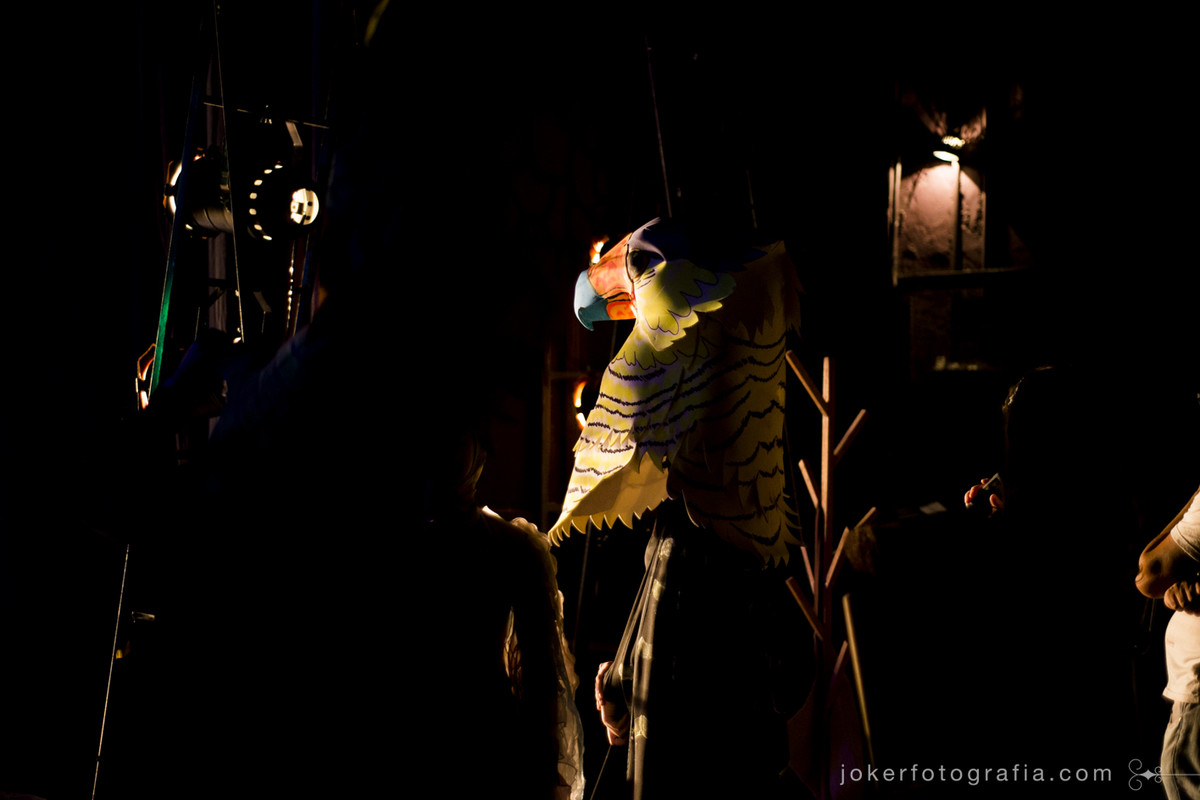 bastidores e figurino da ópera
