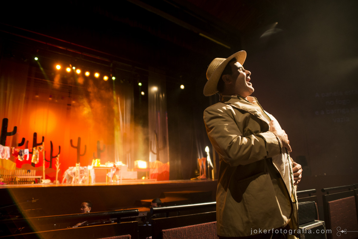 Fotógrafo de teatro em Curitiba com técnica e experiência em apresentações teatrais