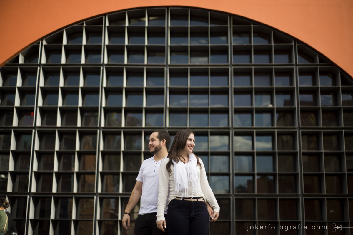fotógrafo em Curitiba usa pontos turísticos da cidade para registrar visita de casal em lua de mel