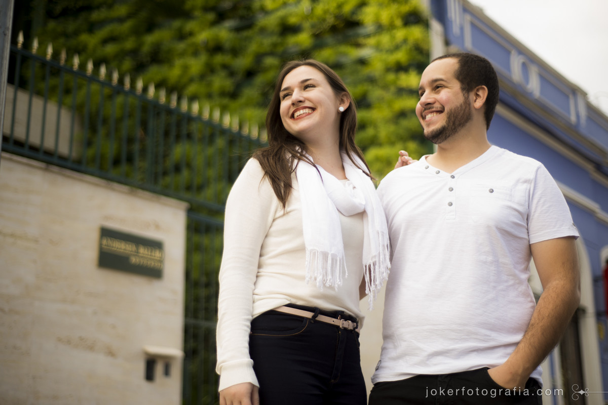 fotografia urbana e fotografia de rua em ensaio externo de casal de Campo Grande MT