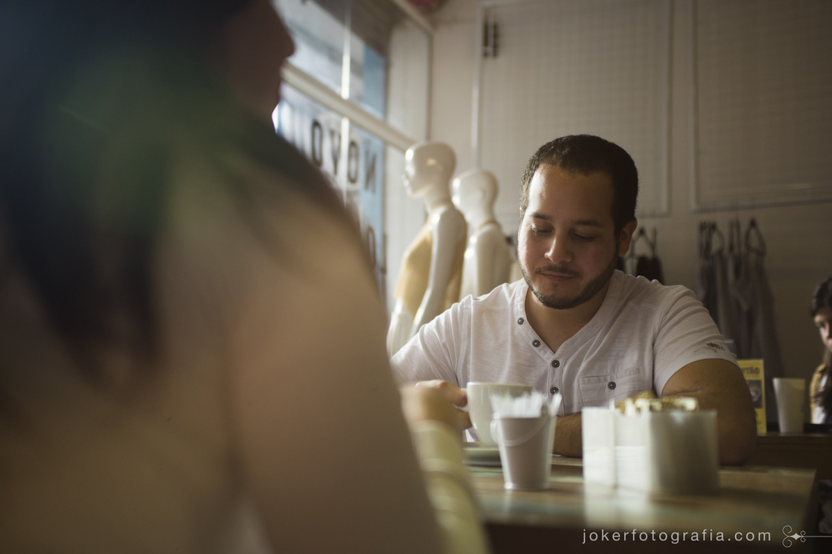 o espaço colaborativo novo louvre no centro de curitiba reúne arquitetura, moda e design e ainda conta com um café