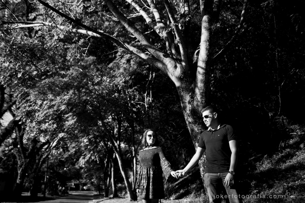 fotografia preto e branco em ensaio pre wedding e de casamento