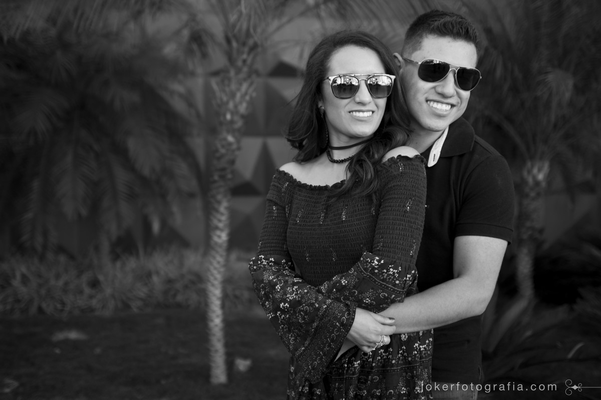 idéias de poses para seu ensaio pré-casamento