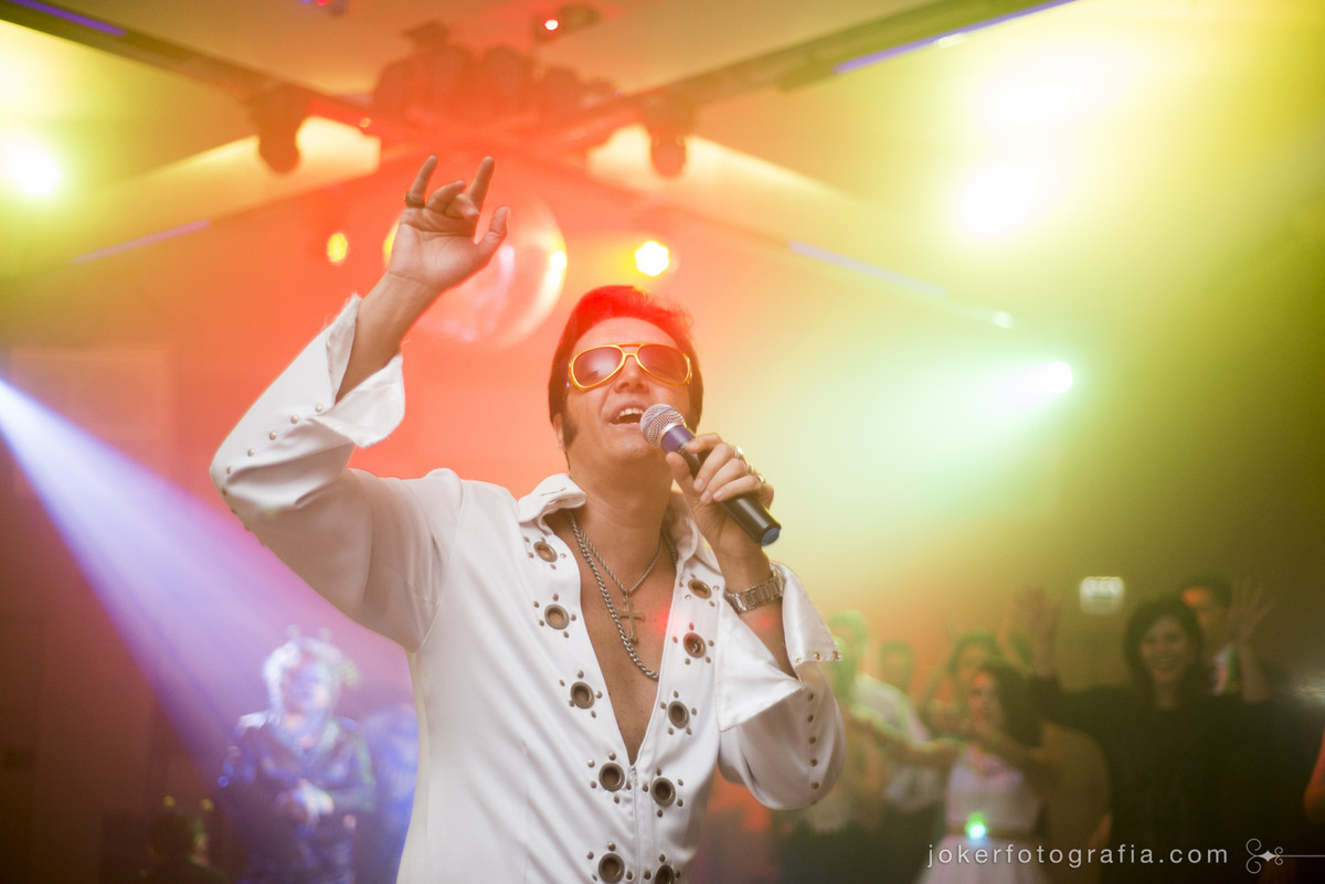 elvis cover curiitba