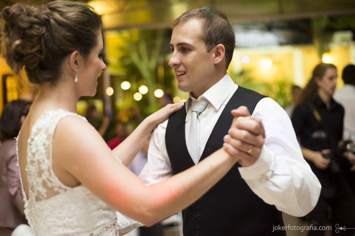 030-casamento_danca_dos_noivos_valsa_chacara_das_paineiras_curitiba_fotografo