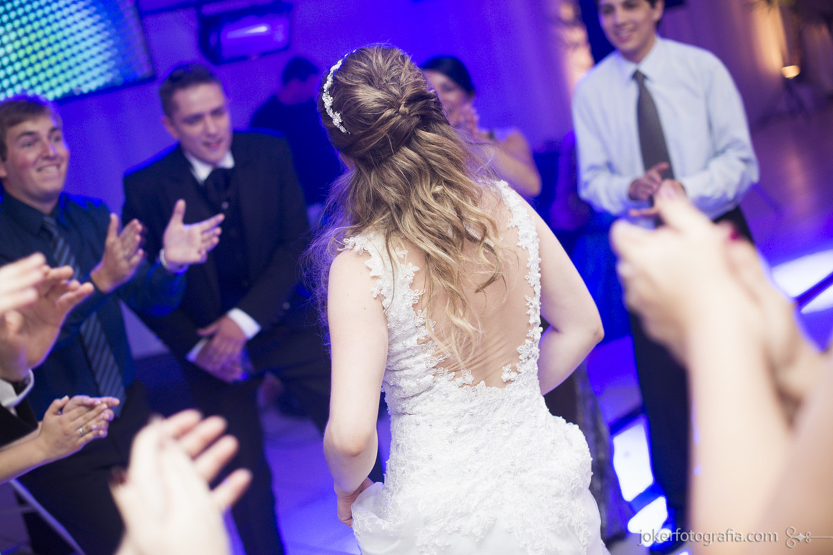 032_noiva_dancando_casamento_fotografo_curitiba