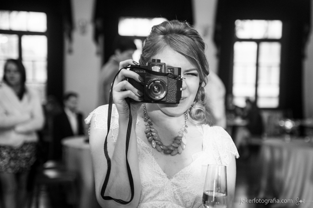 027-noiva_fotografa_lomo_lomografia_casamento_holga_camera_retro_vintage