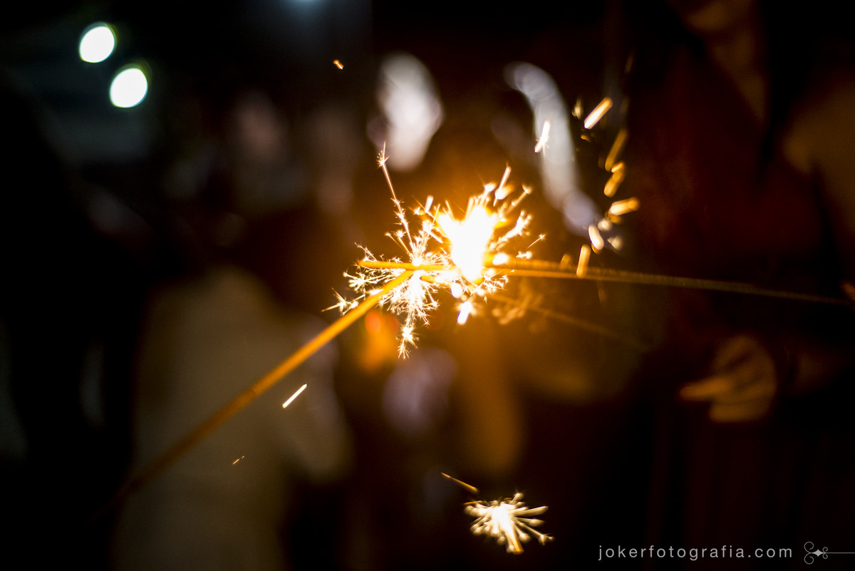 sparckles para a saida dos noivos no casamento