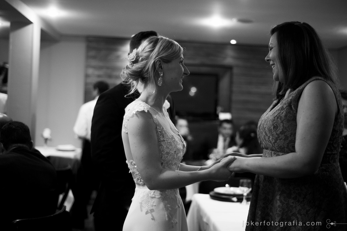 madrinha e amiga da noiva fotografia preto e branco