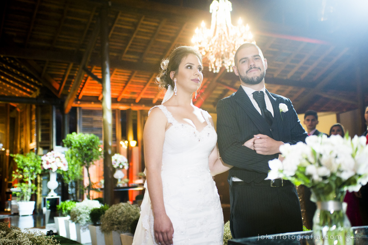 o que usar de iluminação em um casamento a noite