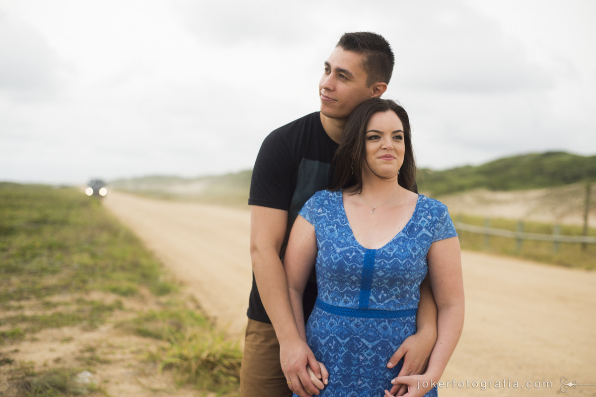 escolha o cenário para seu ensaio pré-casamento: dunas, praias, estrada de chão... Nós sabemos onde encontrar!