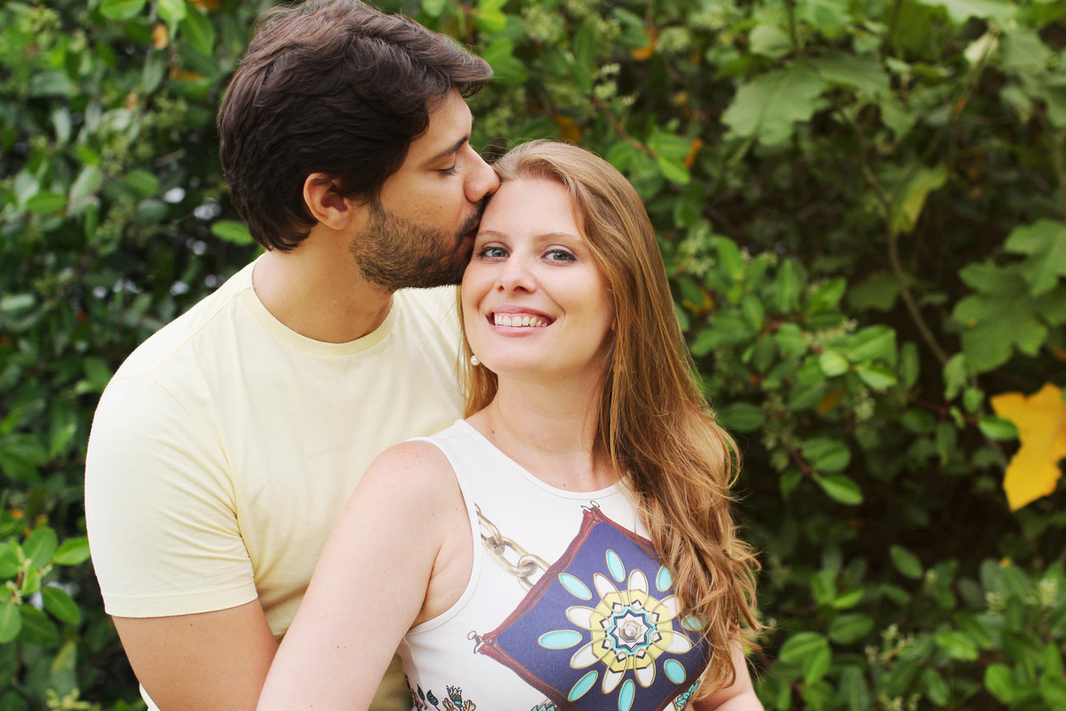 ensaio lagoa, casal na lagoa, ensaio divertido, ensaio casal rio de janeiro, fotos divertidas, fotografo casal, fotografo casamento, lago, rio de janeiro
