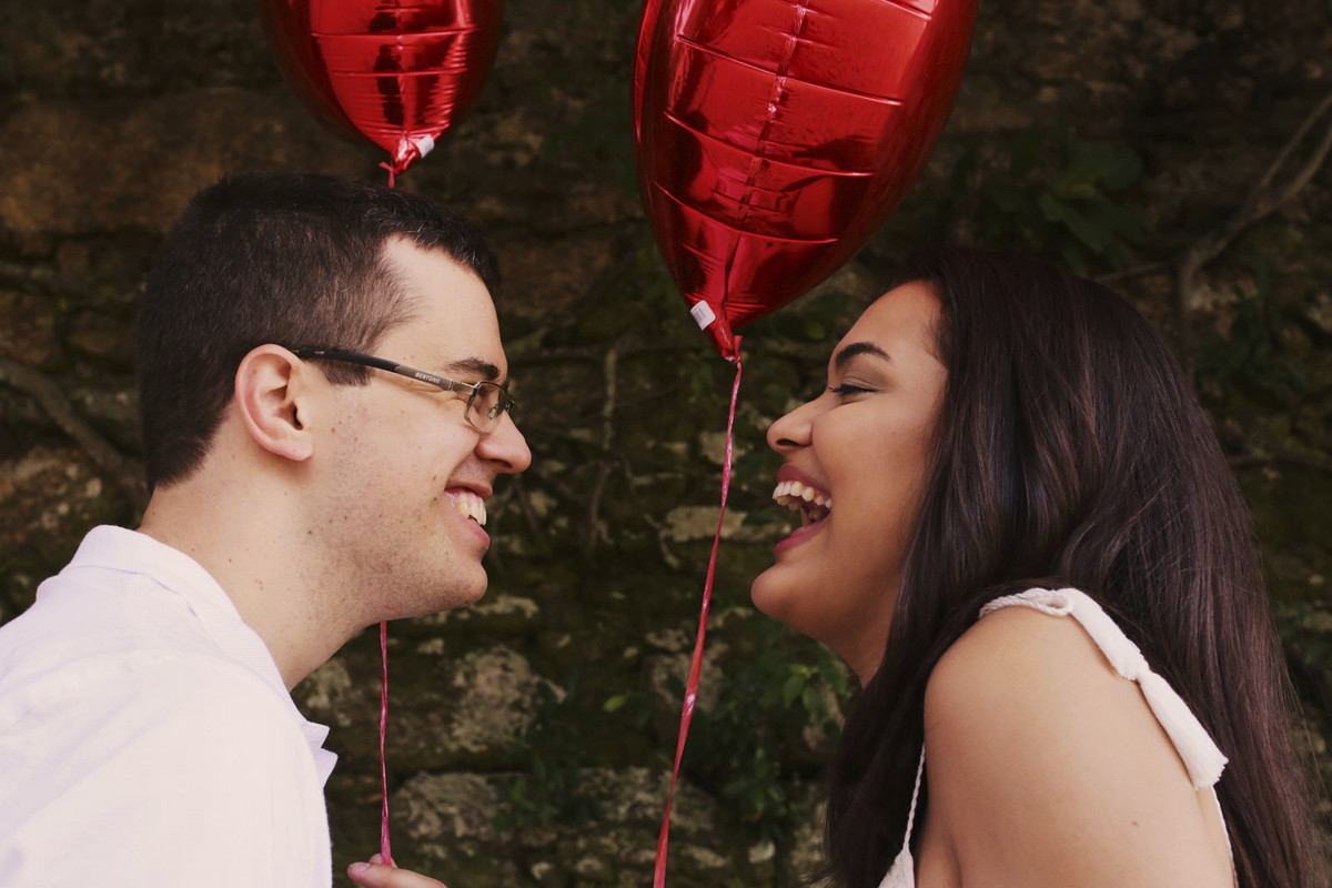 fotos casal, casal correndo, casal apaixonado ensaio, ensaio de casal, prewedding rio de janeiro, pre wedding, casamento, fotografia de casamento, casamento rio de janeiro, ale queiroz