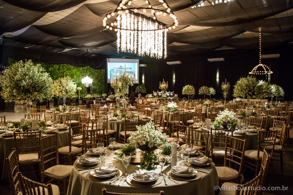 Decoração Trópicos Buffet, aniversario Nermin Saadi, clube de campo de mogi das cruzes, 15 anos