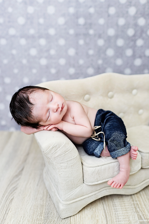 book newborn rj