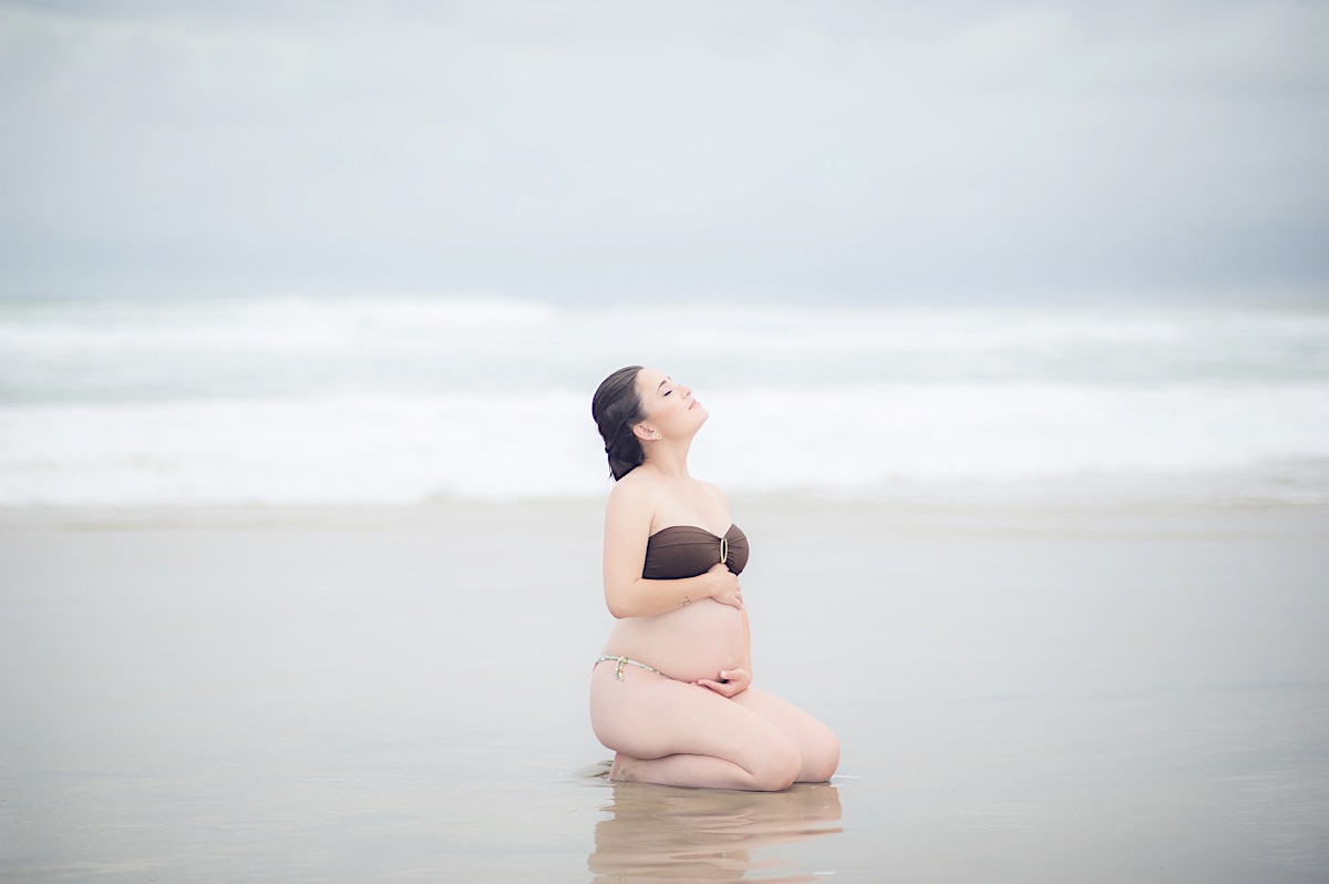 ensaio gestante - praia - grávida - mãe de menino - são francisco do sul - chroma fotografia