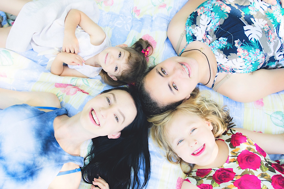ensaio família - book - mãe de meninas - ensaio fotográfico - são bento do sul - rio negrinho - chroma fotografia