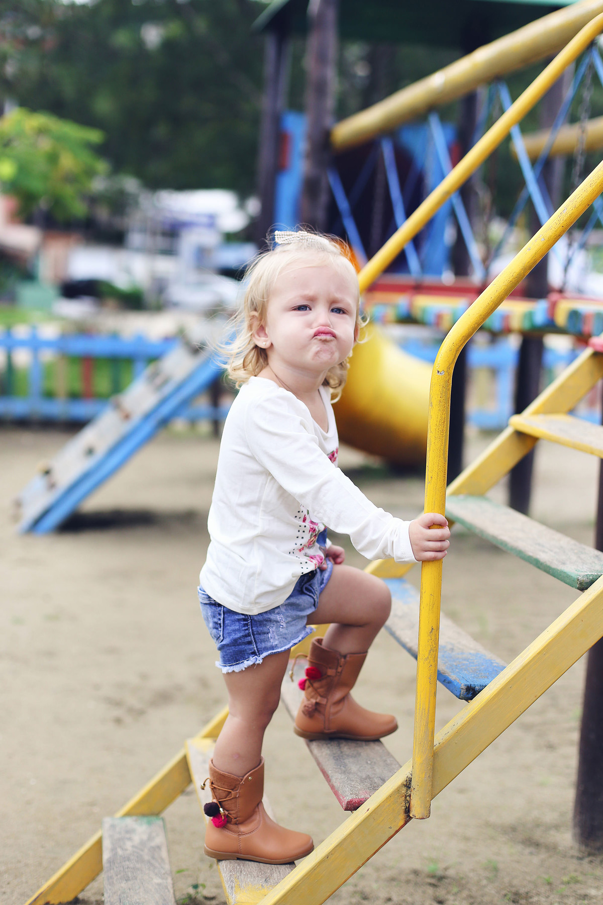 ensaio infantil - Mariah - Itapema - Fotografos de jaraguá do sul - chroma fotografia