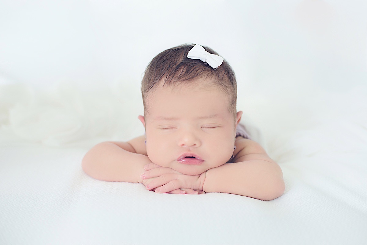 newborn - ensaio - recem nascido - maria alice - mae de menina - jaraguá do sul - chroma fotografia