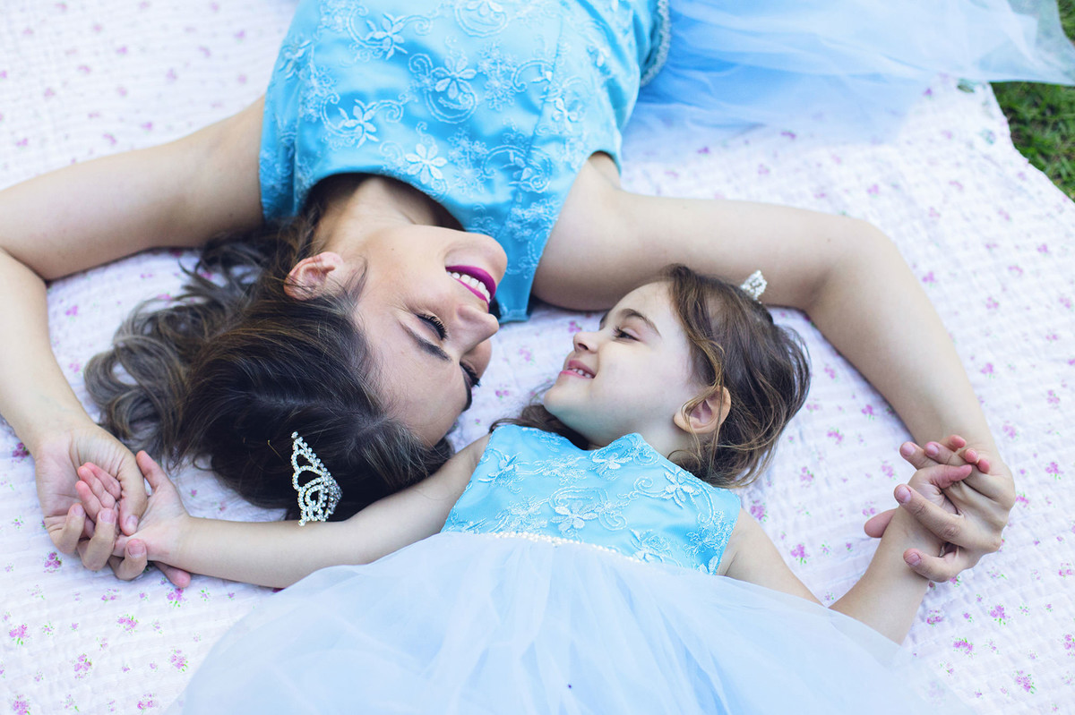 ensaio fotográfico - ensaio mãe e filha - Diangili e Isabella - jaraguá do sul - chroma fotografia