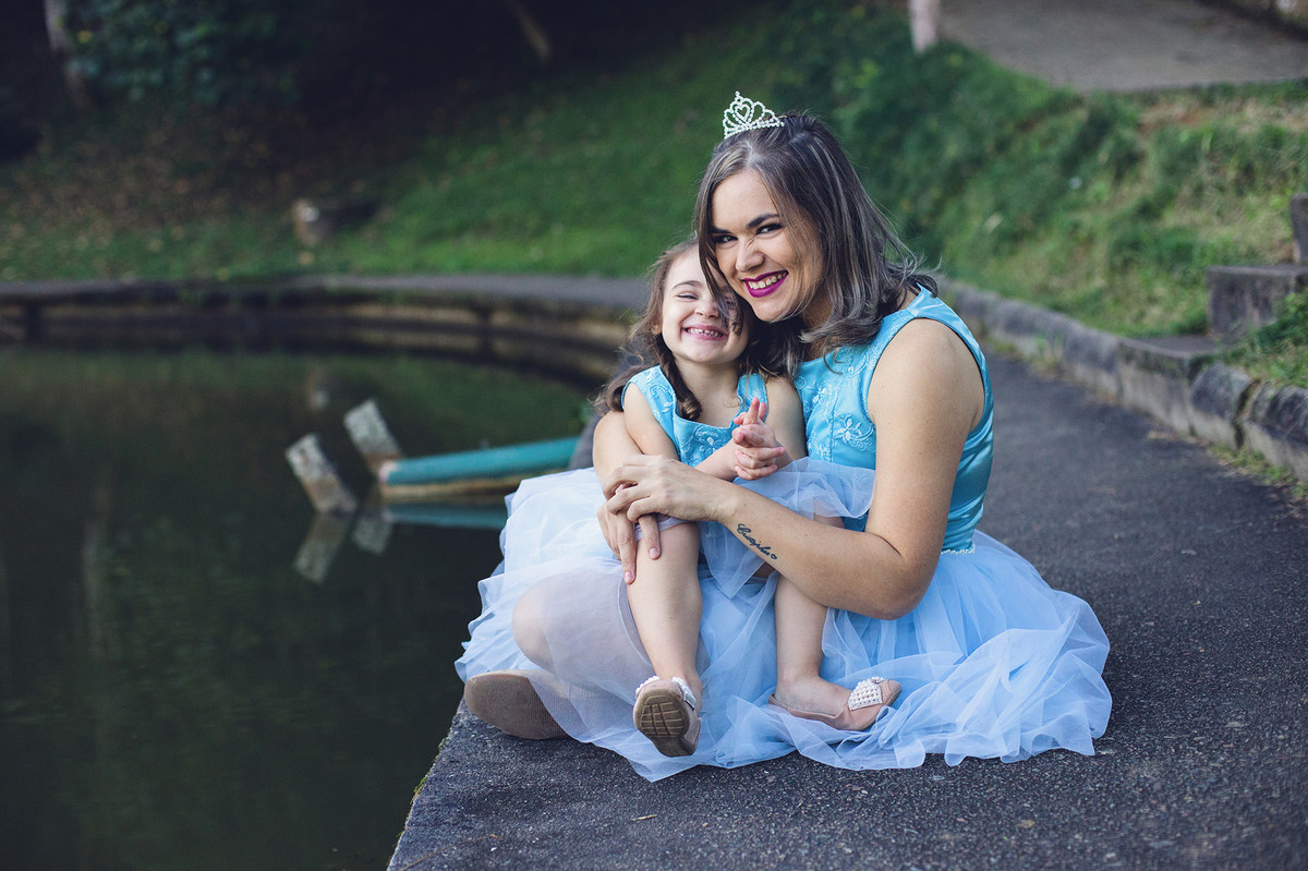 ensaio fotográfico - ensaio mãe e filha - Diangili e Isabella - jaraguá do sul - chroma fotografia