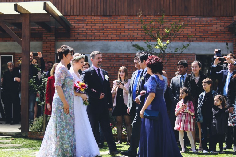 casamento de dia campo alegre lago da serra noiva brasileira noivo chileno chroma fotografia