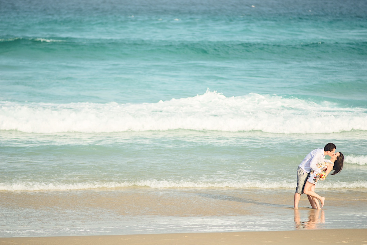 pré-casamento - pre wedding - paolla - éliton - casal - couple - florianópolis - floripa - ensaio casal - praia da joaquina - dunas - chroma fotografia