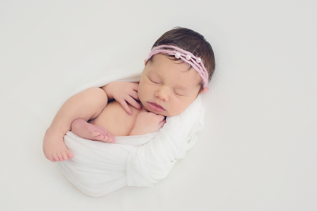 newborn - jaraguá do sul - maria paula - mae de menina - baby girl - recem nascido - chroma fotografia