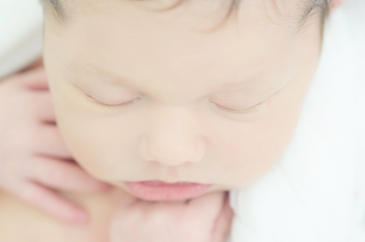newborn - jaraguá do sul - maria paula - mae de menina - baby girl - recem nascido - chroma fotografia