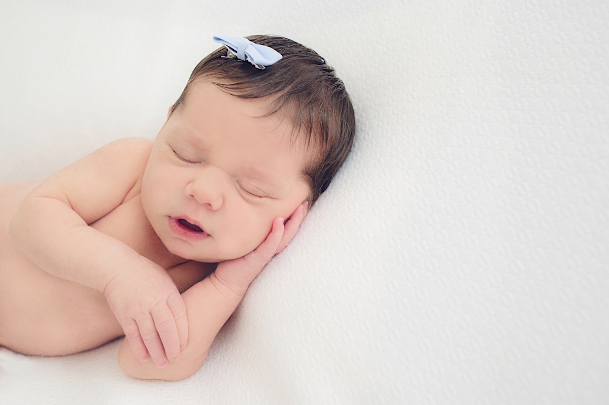 newborn - jaraguá do sul - maria paula - mae de menina - baby girl - recem nascido - chroma fotografia