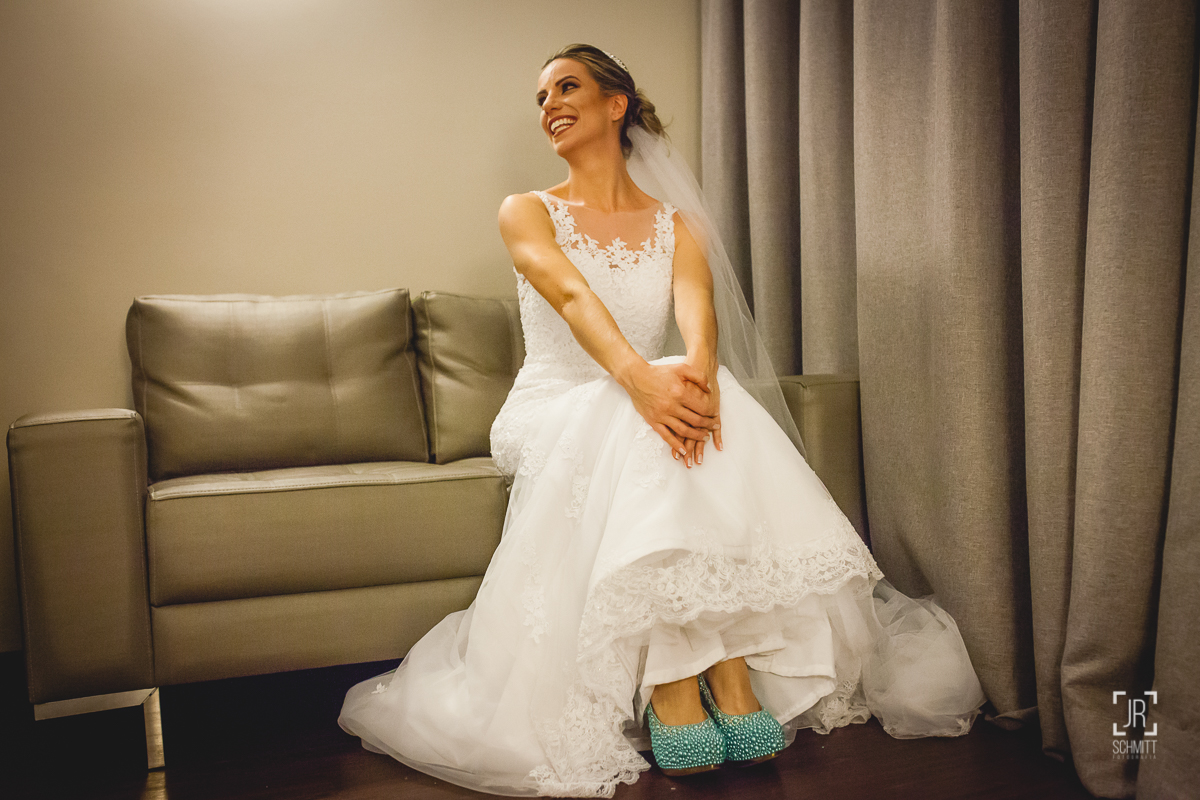 noiva de sapatos azuis