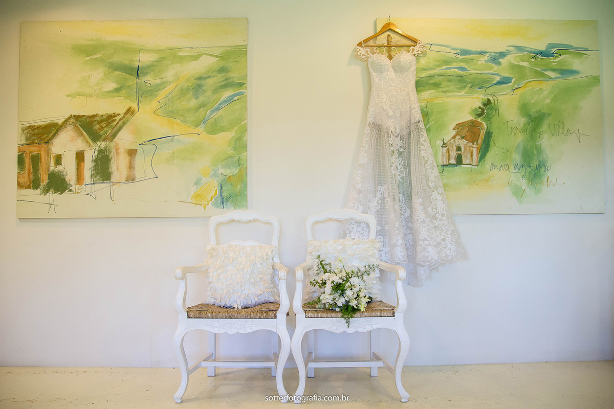 Vestido e buquê da noiva casamento em trancoso casamento club med trancoso fotografo de casamento trancoso casar em trancoso sotter fotografia