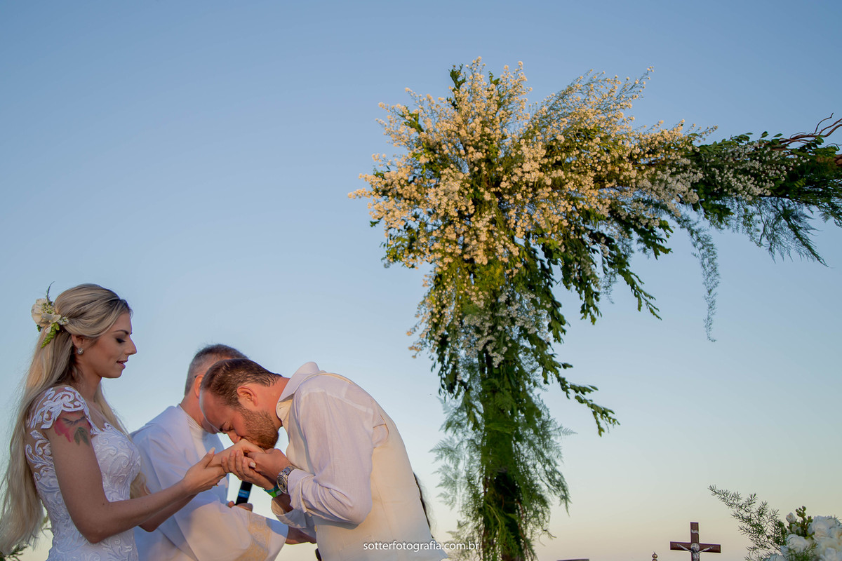 beijo na mao casamento trancoso sotter fotografia