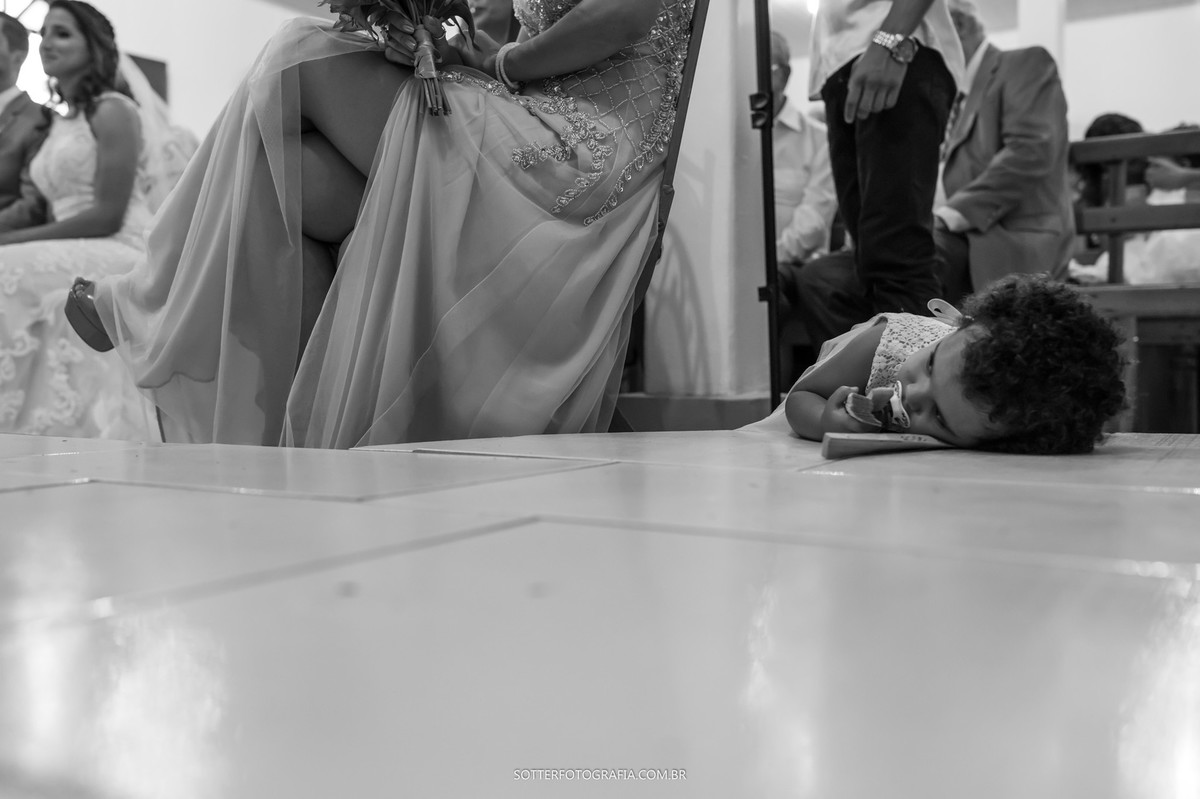 criança dormindo no casamento , sotter fotografia