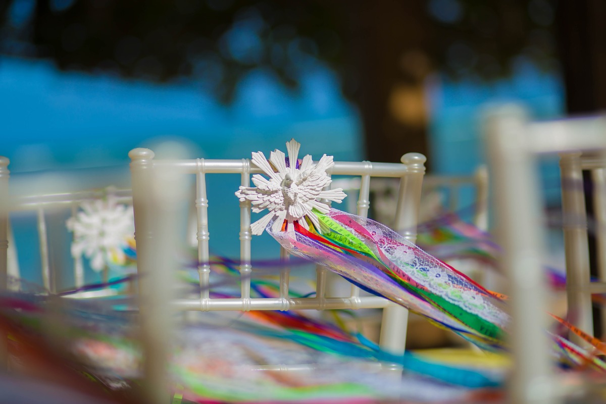 casamento, casar na praia , casando na praia, lapis de noiva , vestido de noiva, veu de noiva, arraial dajuda, casar em arraial dajuda casar na bahia , wedding, casar na praia, sim no altar, casei, noiva, noivo,pagens, decoracao de casamento, emoça