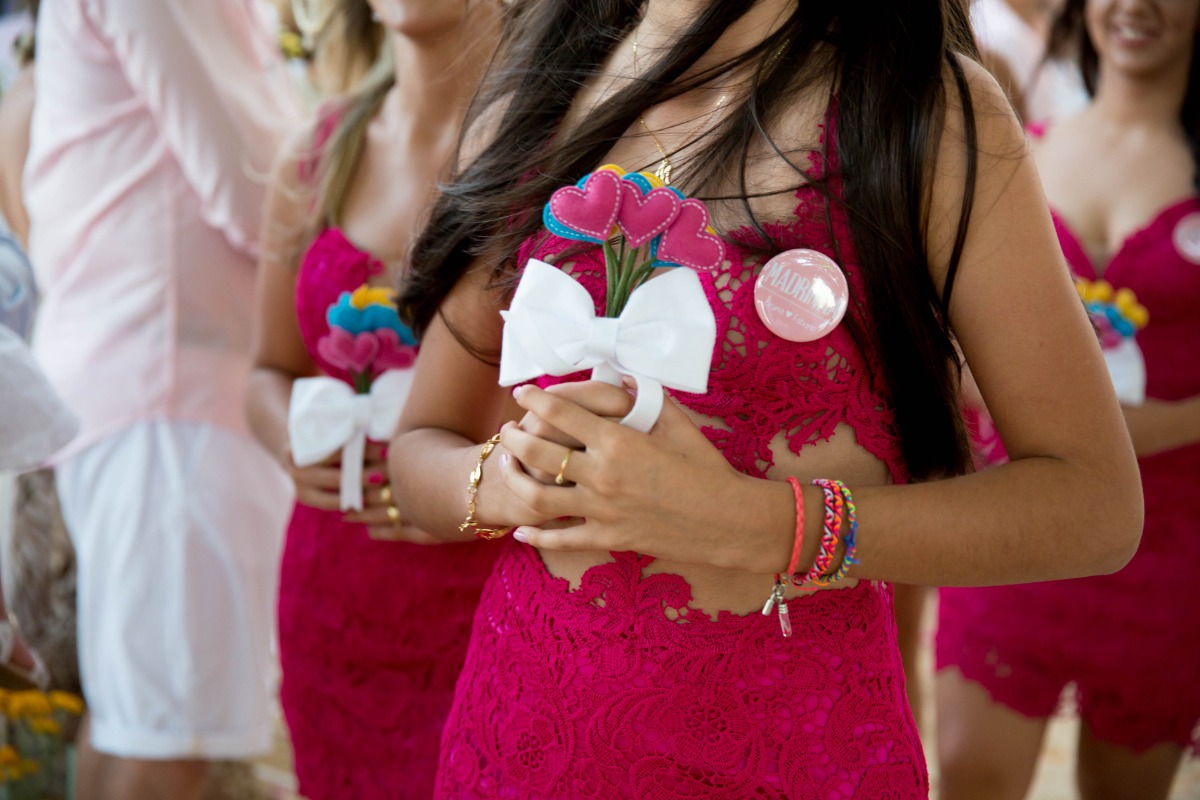 casamento, casar na praia , casando na praia, lapis de noiva , vestido de noiva, veu de noiva, arraial dajuda, casar em arraial dajuda casar na bahia , wedding, casar na praia, sim no altar, casei, noiva, noivo,pagens, decoracao de casamento, emoça