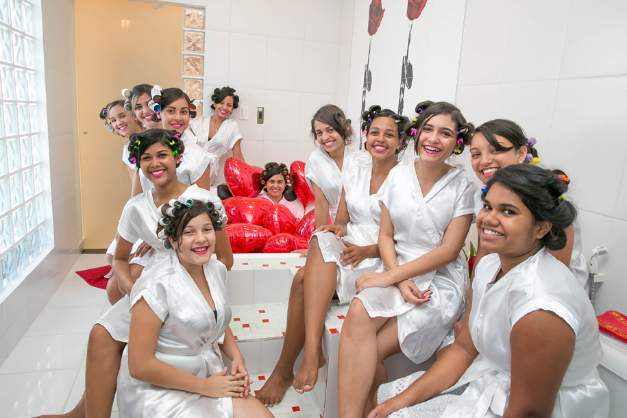15 anos , debutante, vestido 15 anos, vestido debutante , defleur decoracoes , sotter fotografia , eunapolis, trancoso, arraial, porto seguro, sao joao do paraiso, bahia , festa , luxo , festa vermelha, debutante de vermelho, debutante com tres vestidos,