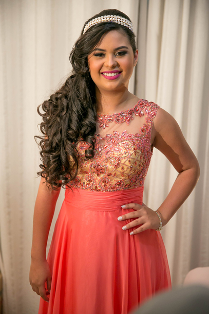 15 anos , debutante, vestido 15 anos, vestido debutante , defleur decoracoes , sotter fotografia , eunapolis, trancoso, arraial, porto seguro, sao joao do paraiso, bahia , festa , luxo , festa vermelha, debutante de vermelho, debutante com tres vestidos,