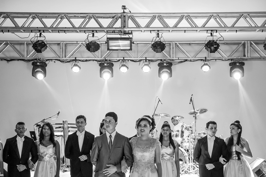 15 anos , debutante, vestido 15 anos, vestido debutante , defleur decoracoes , sotter fotografia , eunapolis, trancoso, arraial, porto seguro, sao joao do paraiso, bahia , festa , luxo , festa vermelha, debutante de vermelho, debutante com tres vestidos,